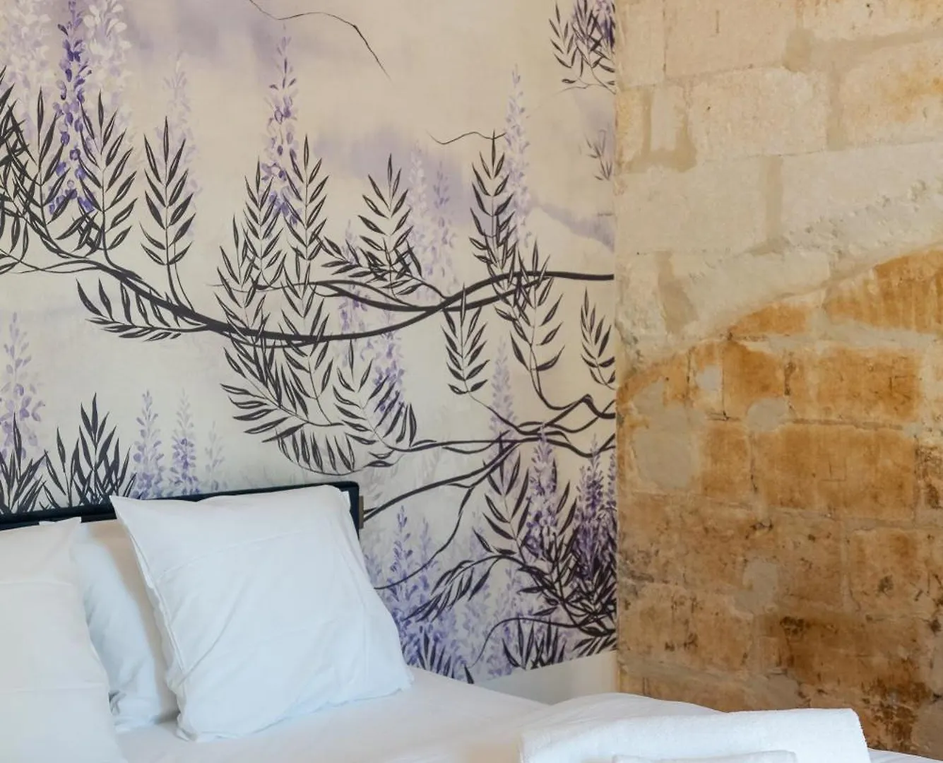 Couette-café Bed and Breakfast L'Heure Bleue La Regence à Villeneuve-lès-Avignon